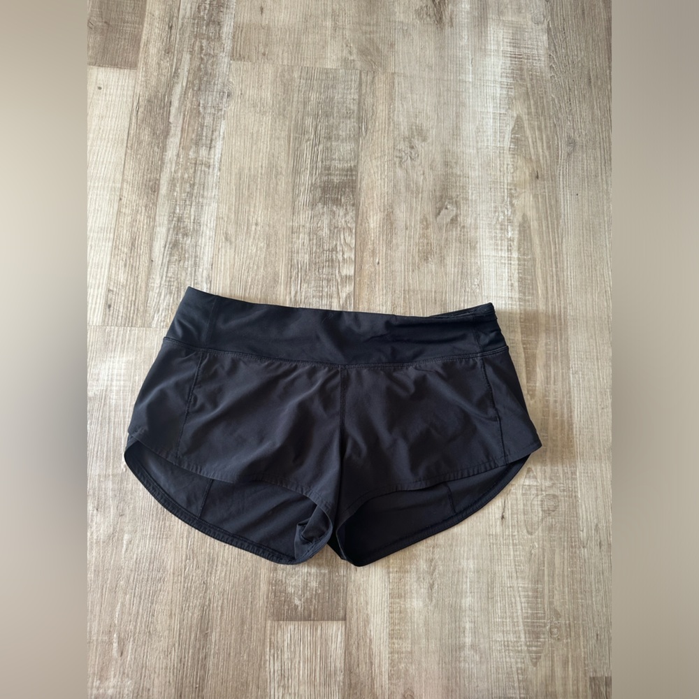 Lululemon Speed It up shorts